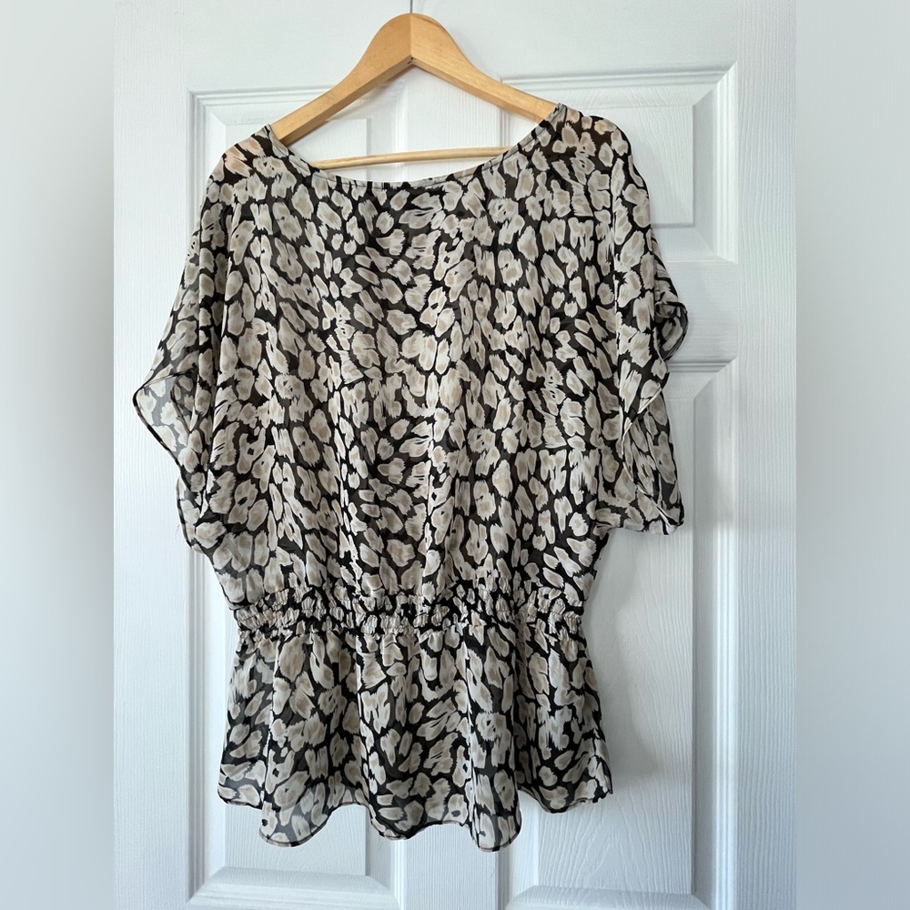 Jessica animal print top